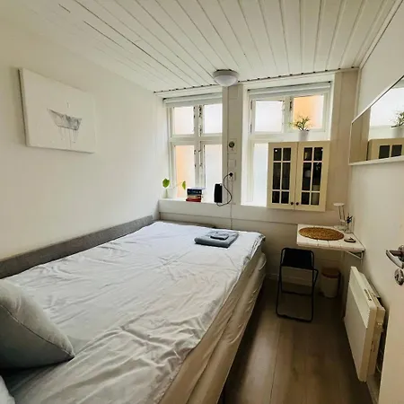 Cosy Bedroom By The Centre *